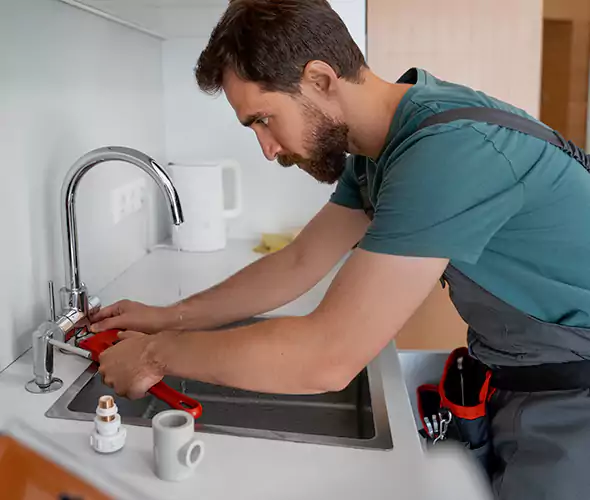 Professional Faucet Replacement Specialist in Reedley, CA: Schedule Affordable Faucet Replacement Services with Us