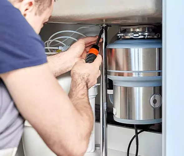 Expert Plumber for Garbage Disposal Replacement in Reedley, CA