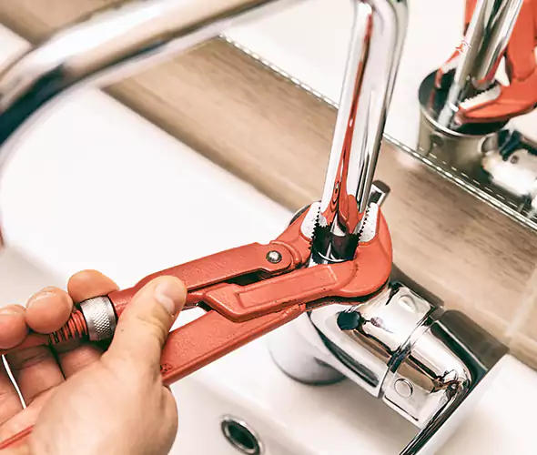 Expert Leak Repair Plumber in Reedley, CA